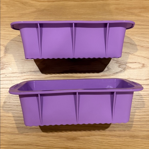 Lot Of 2 Silicon Bread And Loaf Pans. - Picture 4 of 5